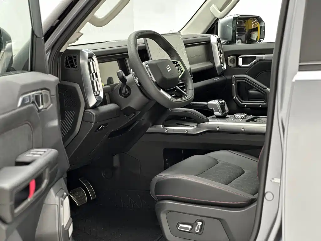 Jetour Jetour Traveler 2025 2.0TD DCT AWD Star Guardian 2026 - thumbnail 13