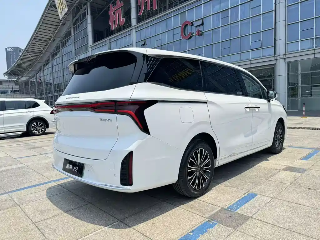Dongfeng Forthing Voyah V9 2024 1.5TD 200km Qingyunti Series Premium 2024 - thumbnail 7