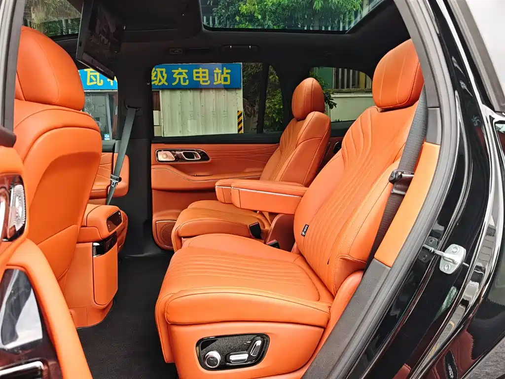 Geely Galaxy Galaxy M9 2025 210km AWD Navigator Edition 2026 - thumbnail 27