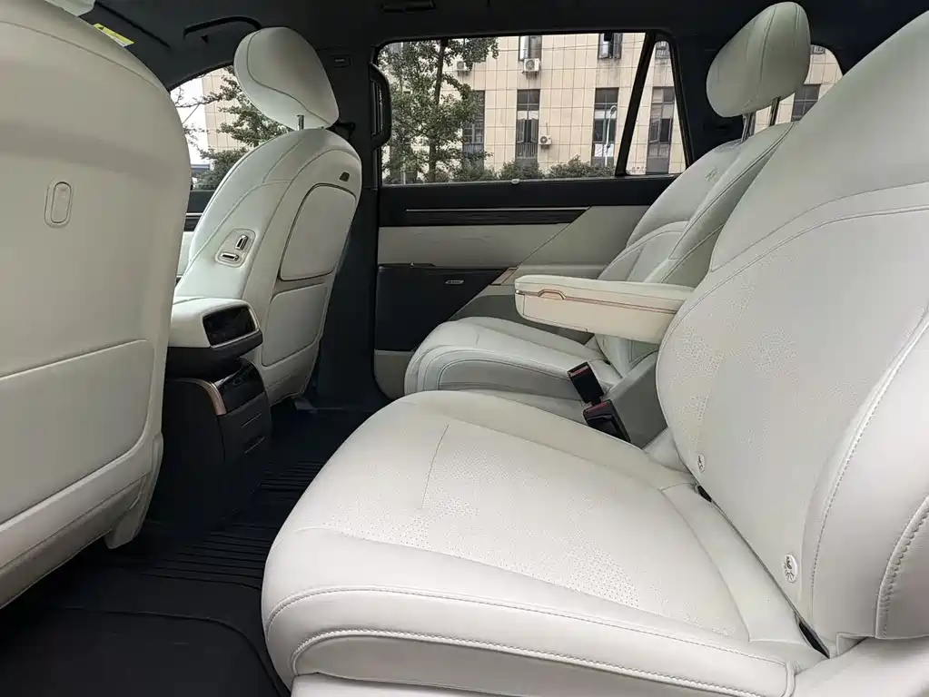 Dongfeng eπ eπ008 636Max EV 2024 - thumbnail 9
