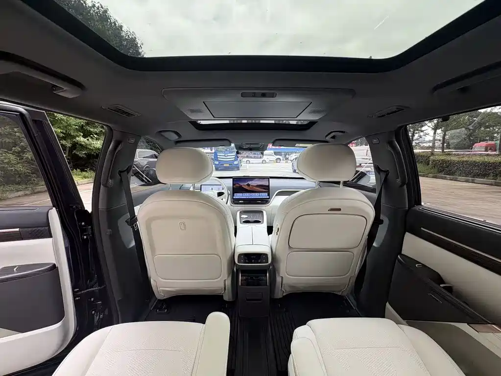 Dongfeng eπ eπ008 636Max EV 2024 - thumbnail 12