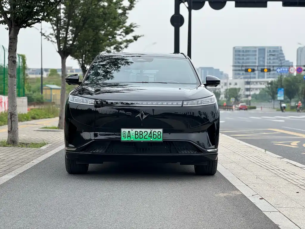 Dongfeng Yipai eπ008 636Ultra BEV 2024 - thumbnail 2