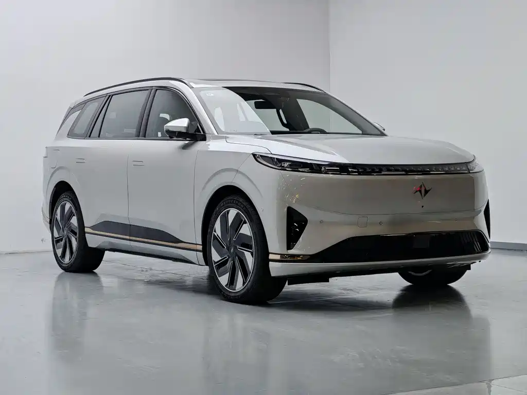 Dongfeng Yipai eπ 008 2024 636Max Pure Electric Edition 6-seat 2025 - thumbnail 3