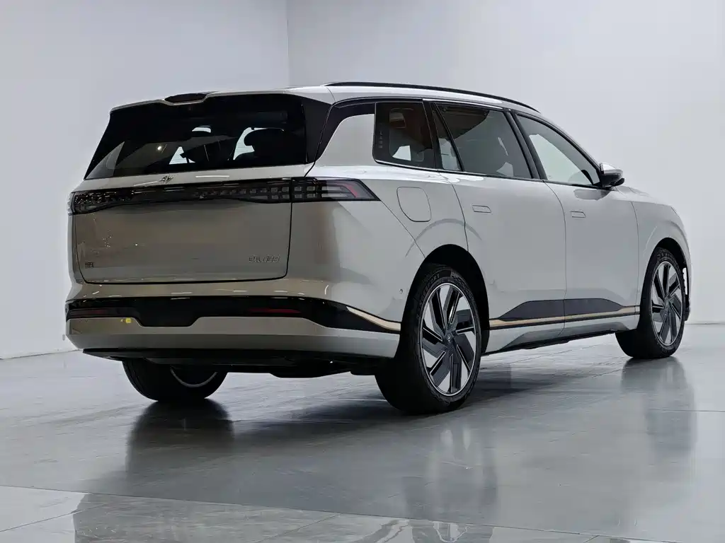 Dongfeng Yipai eπ 008 2024 636Max Pure Electric Edition 6-seat 2025 - thumbnail 17