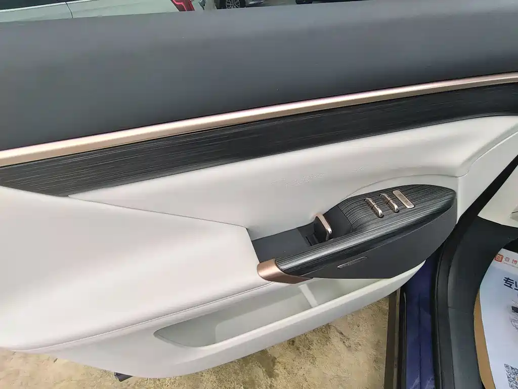 Dongfeng eπ eπ008 2024 636Max EV 6-Seater 2024 - thumbnail 13