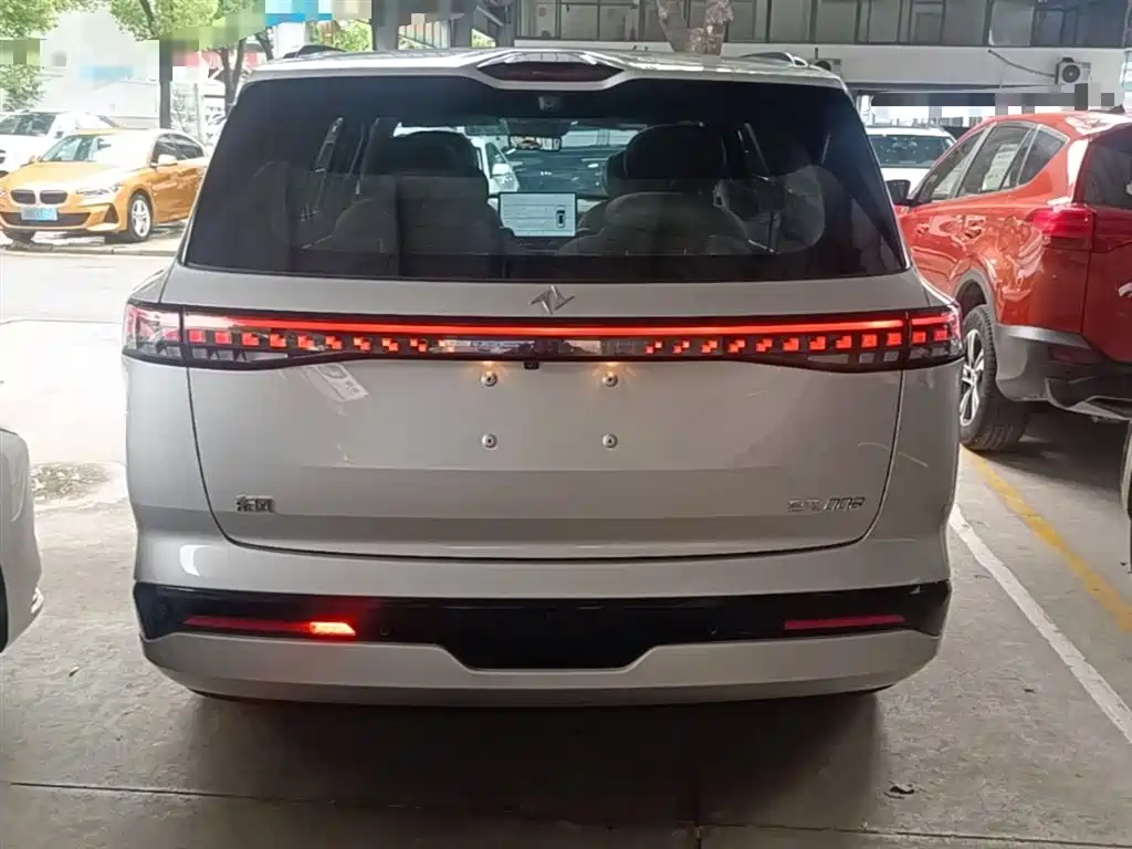 Dongfeng eπ eπ008 210Max EREV 6-Seater 2024 - thumbnail 6