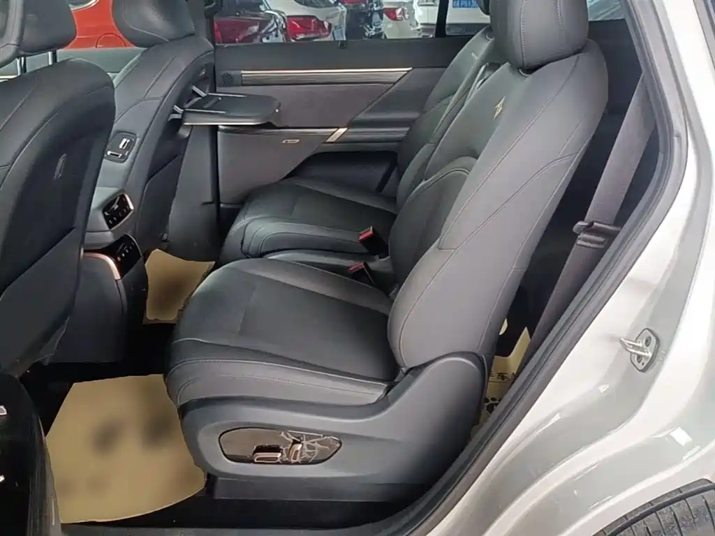 Dongfeng eπ eπ008 210Max EREV 6-Seater 2024 - thumbnail 17