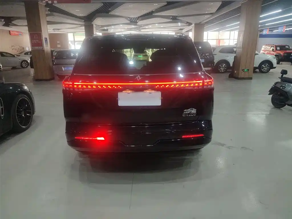Dongfeng eπ eπ008 210Max EREV 6-Seater 2024 - thumbnail 4