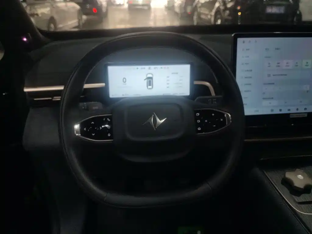 Dongfeng eπ eπ008 210Max EREV 6-Seater 2024 - thumbnail 7
