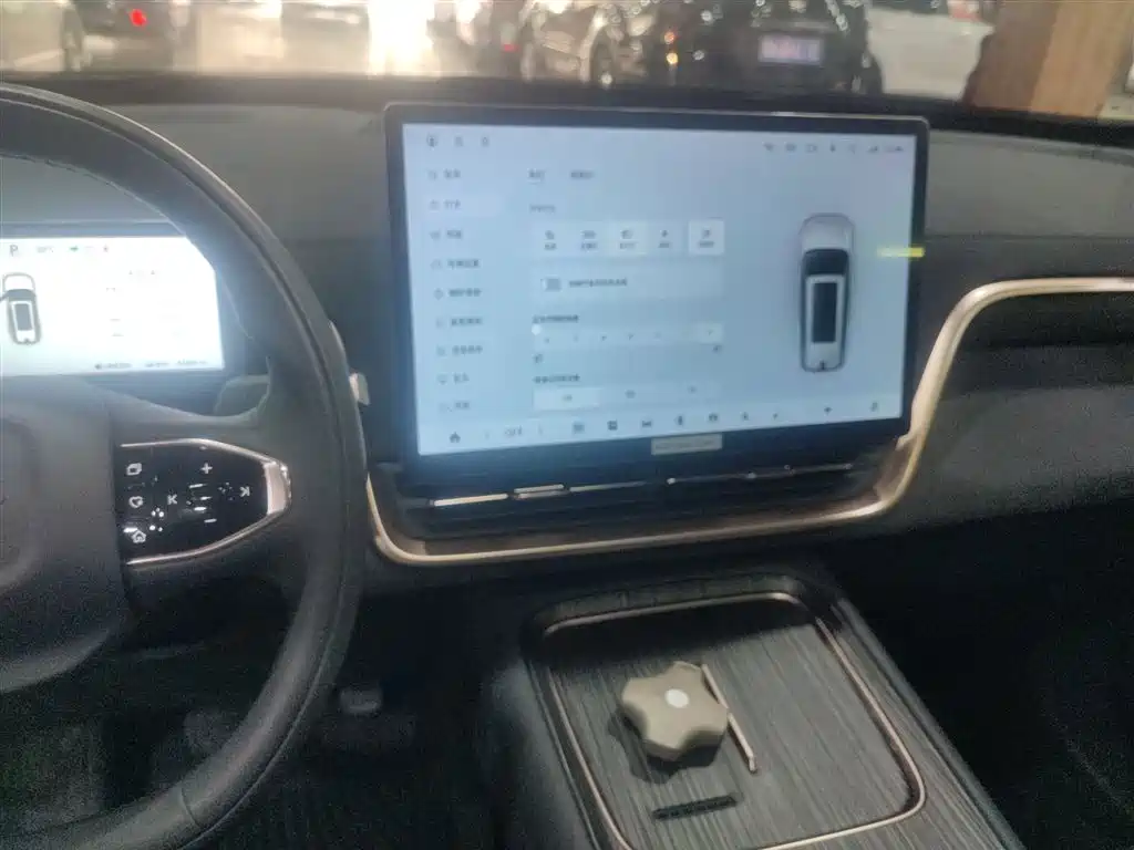 Dongfeng eπ eπ008 210Max EREV 6-Seater 2024 - thumbnail 9