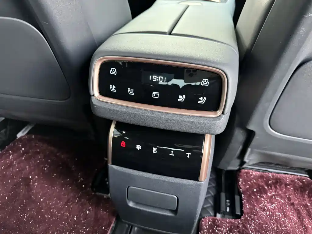 Dongfeng eπ eπ008 2024 210Max EREV 6-Seater 2024 - thumbnail 28