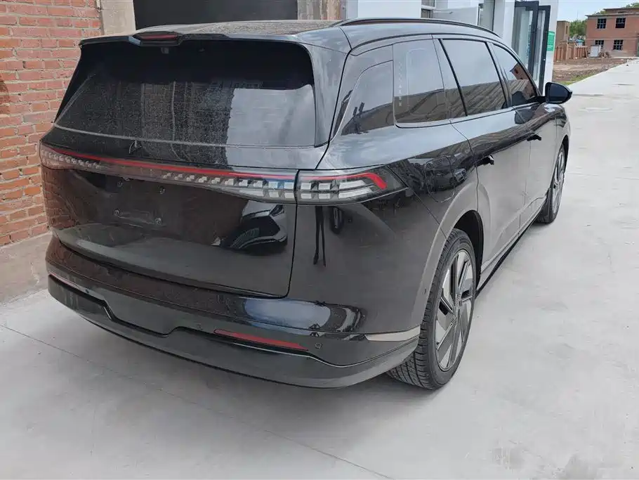 Dongfeng eπ eπ008 2024 210Max EEREV 6-Seater 2024 - thumbnail 3