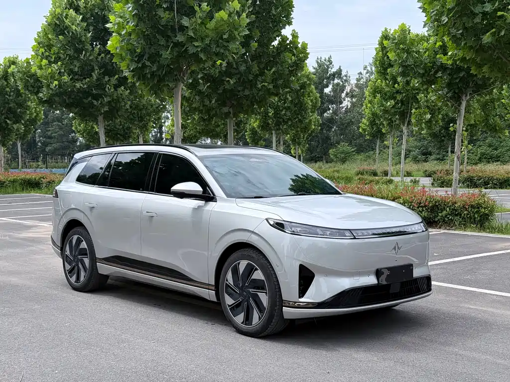 Dongfeng eπ eπ008 210Max EREV 2025 - thumbnail 3
