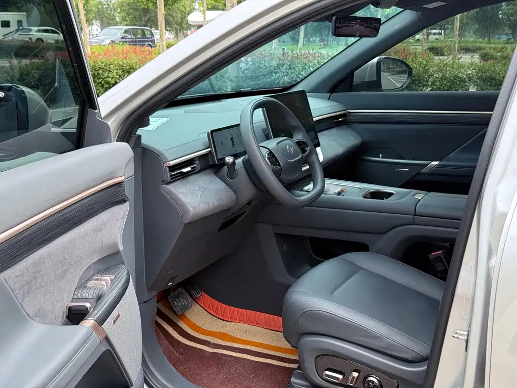 Dongfeng eπ eπ008 210Max EREV 2025 - thumbnail 9
