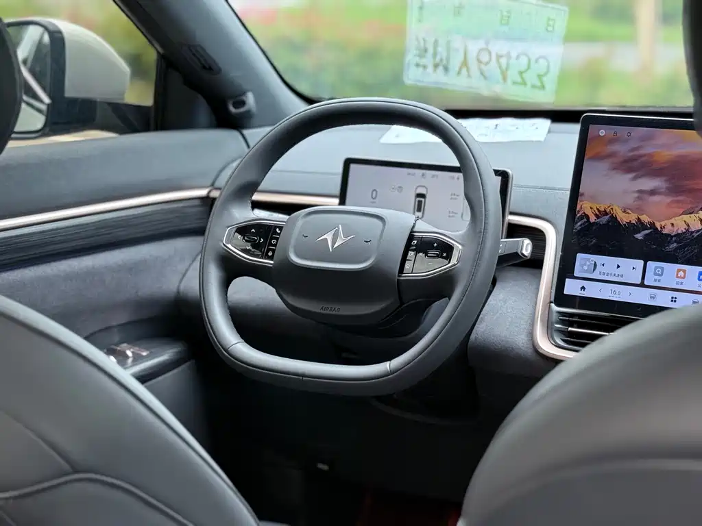 Dongfeng eπ eπ008 210Max EREV 2025 - thumbnail 16