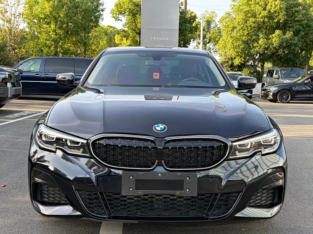 BMW BMW 3 Series 2022 320Li M Sport Package 2022 - thumbnail 2