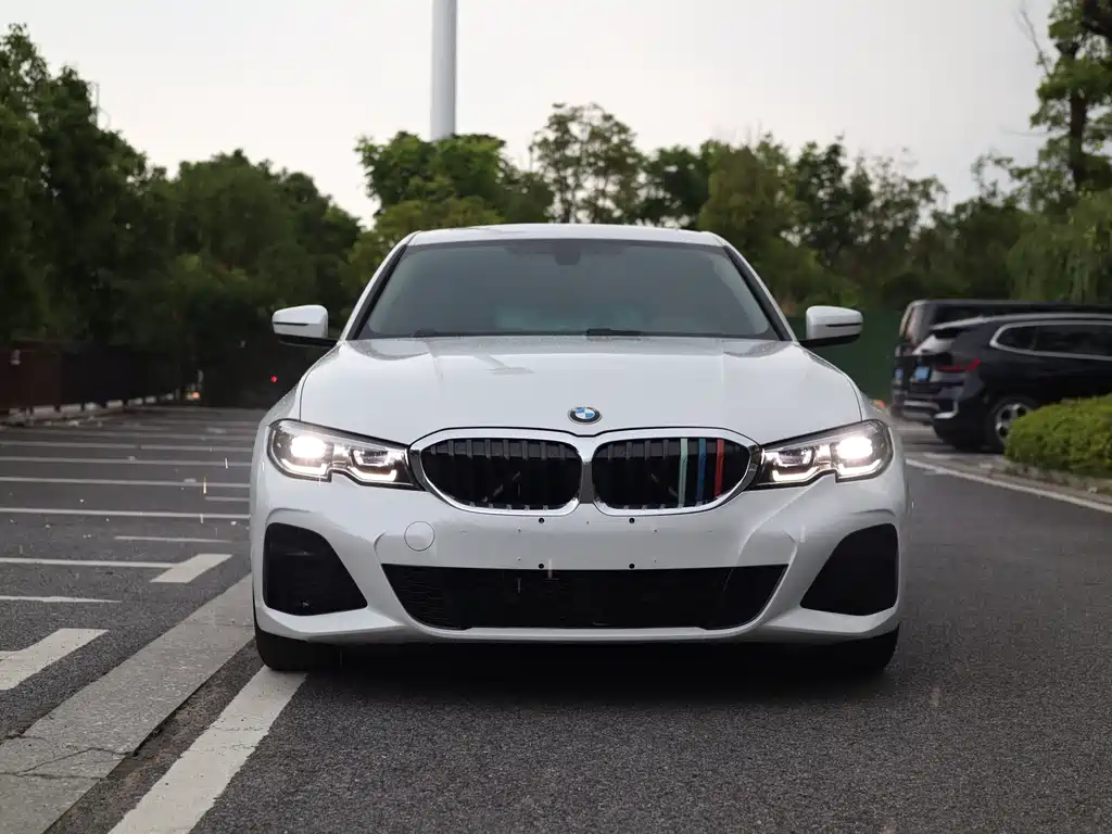 BMW BMW 3 Series 320Li M Sport Package 2022 - thumbnail 3