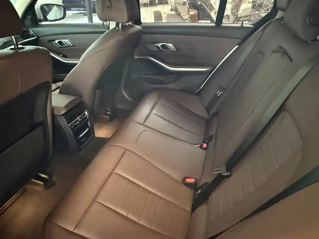 BMW BMW 3 Series 2021 Facelift II 320i M Sport Package 2021 - thumbnail 13