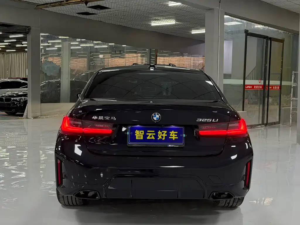 BMW BMW 3 Series 325Li M Sport Night Edition 2022 - thumbnail 5