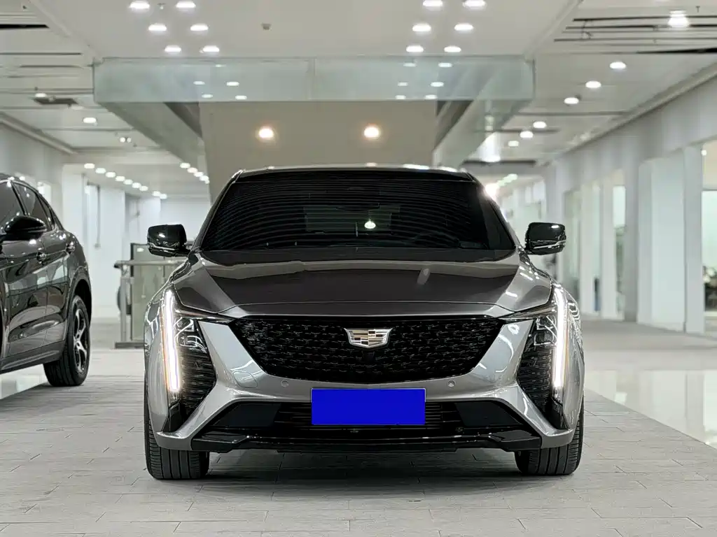 Cadillac Cadillac CT5 28T Luxury 2024 - thumbnail 2