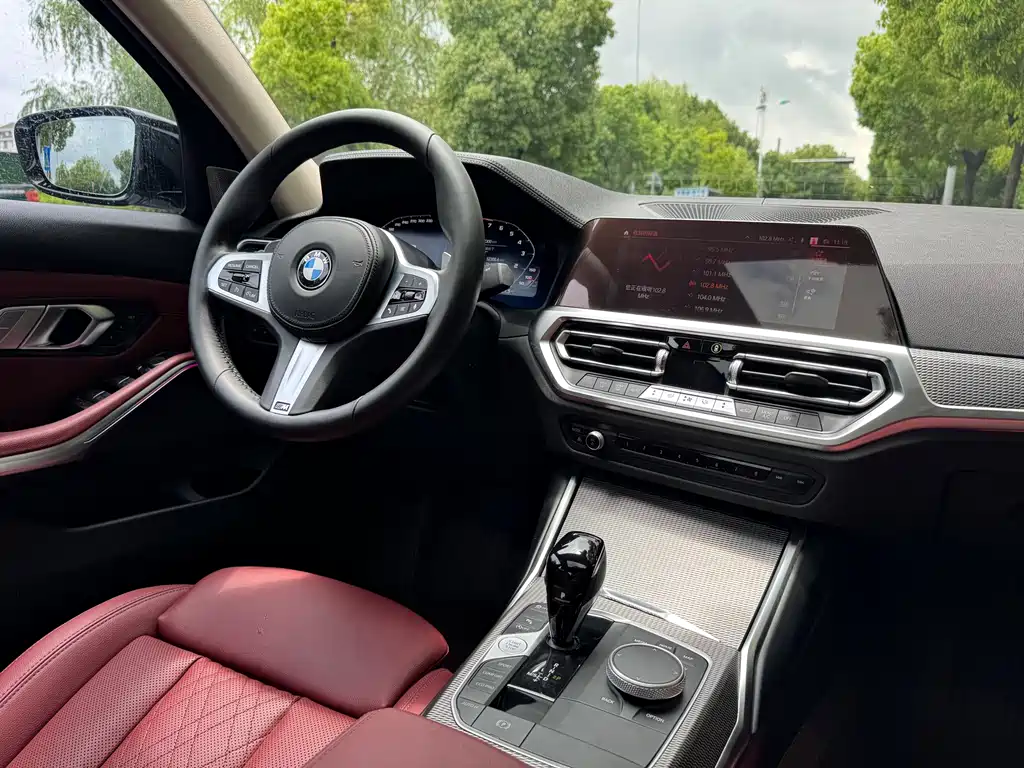 BMW BMW 3 Series 2022 330i M Sport Night Edition 2022 - thumbnail 15