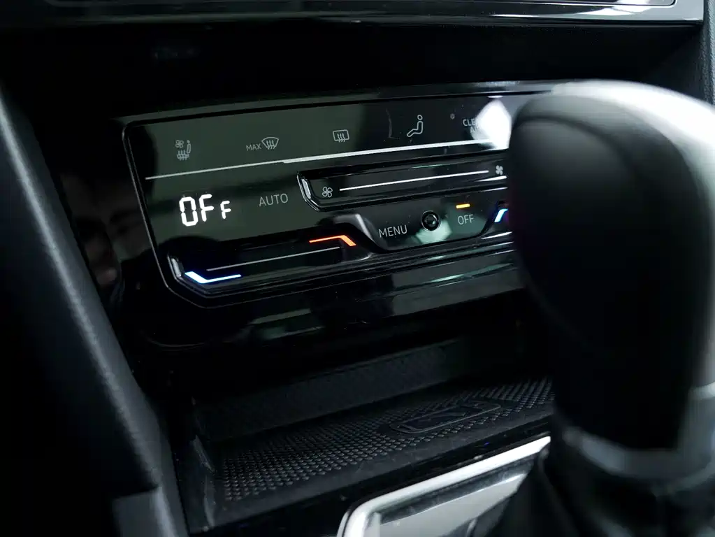 Volkswagen Magotan 200 Million Edition 380TSI DSG Flagship 2023 - thumbnail 9