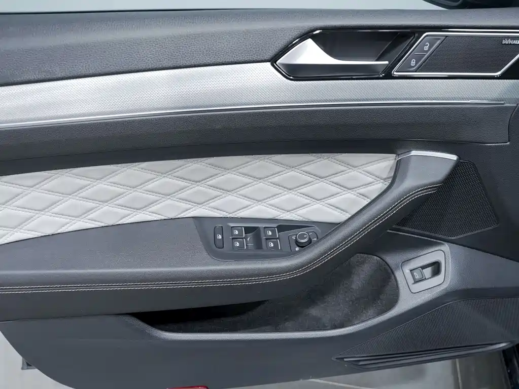 Volkswagen Magotan 200 Million Edition 380TSI DSG Flagship 2023 - thumbnail 12