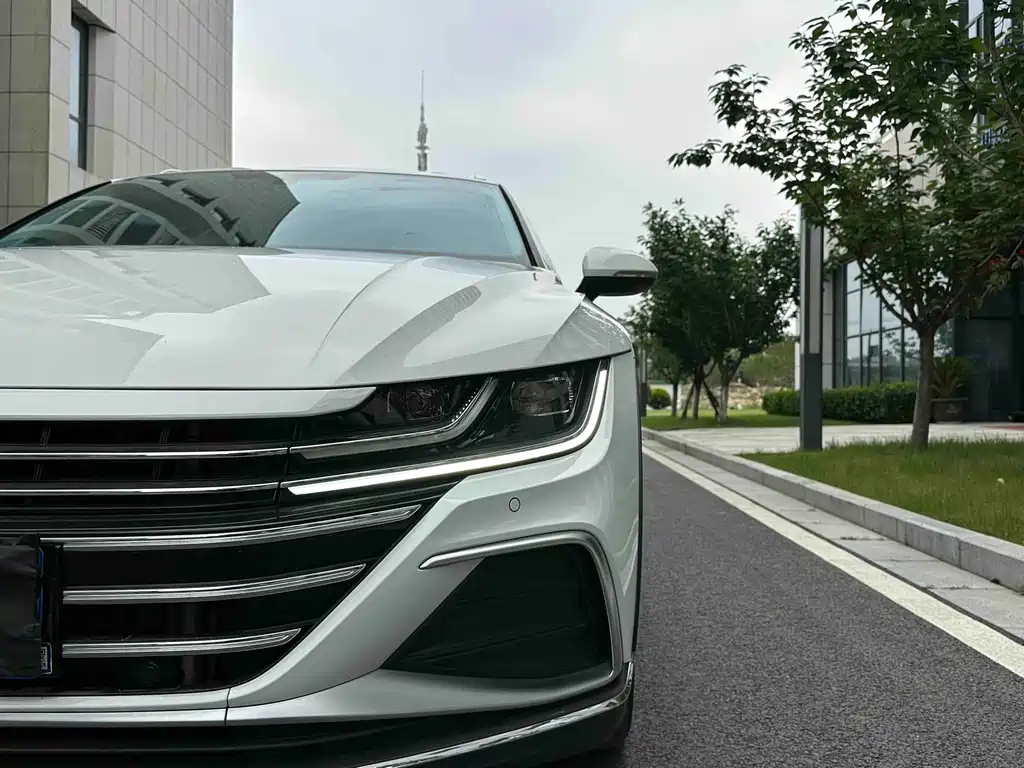 Volkswagen Volkswagen CC 2021 Shooting Brake 330TSI Liemu Edition 2022 - thumbnail 22