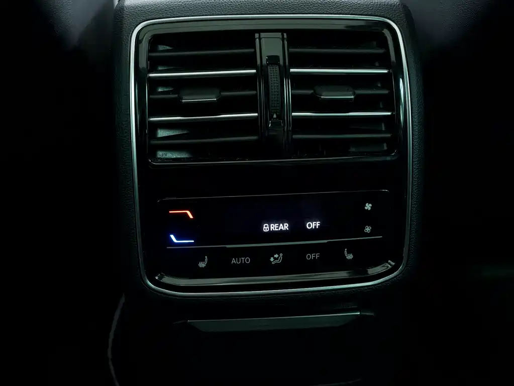 Volkswagen Magotan 200 Million Edition 380TSI DSG Flagship 2023 - thumbnail 14