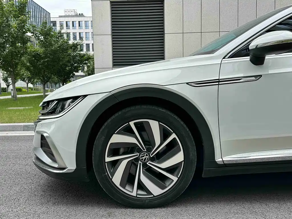 Volkswagen Volkswagen CC 2021 Shooting Brake 330TSI Liemu Edition 2022 - thumbnail 25