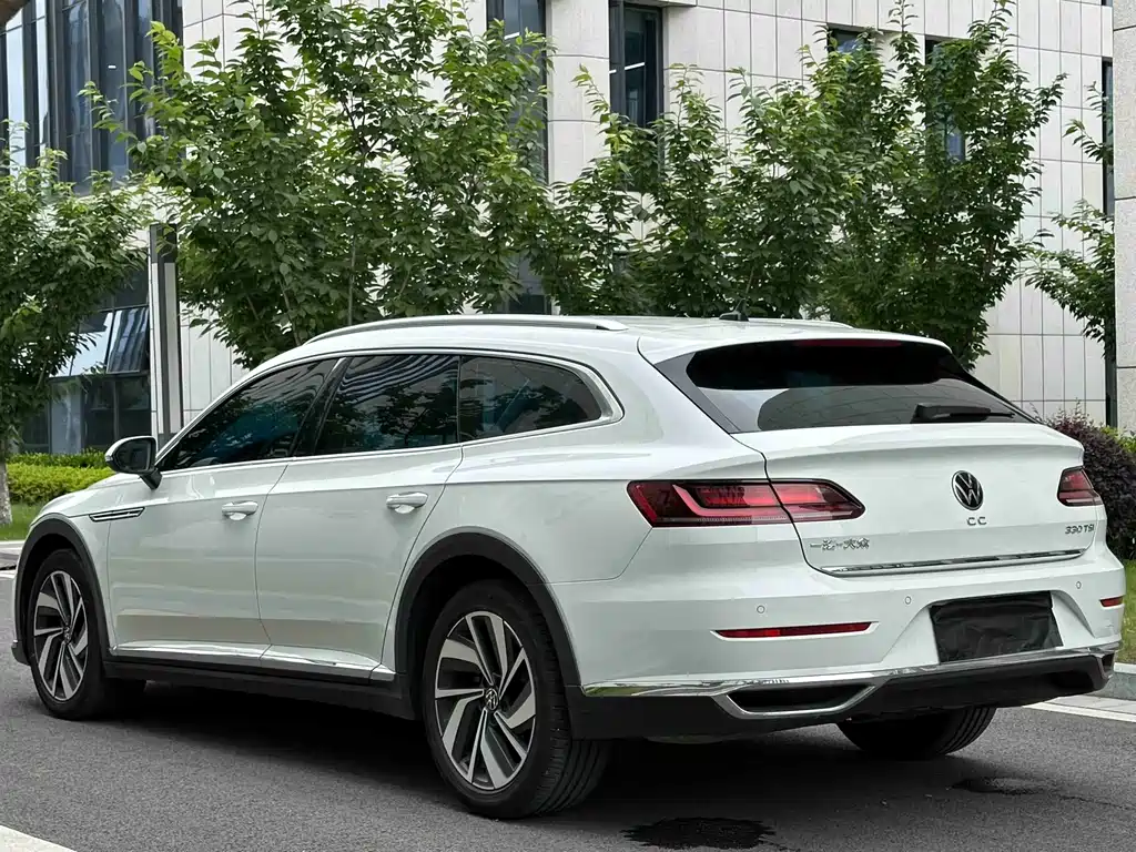 Volkswagen Volkswagen CC 2021 Shooting Brake 330TSI Liemu Edition 2022 - thumbnail 26