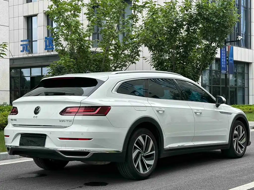 Volkswagen Volkswagen CC 2021 Shooting Brake 330TSI Liemu Edition 2022 - thumbnail 28
