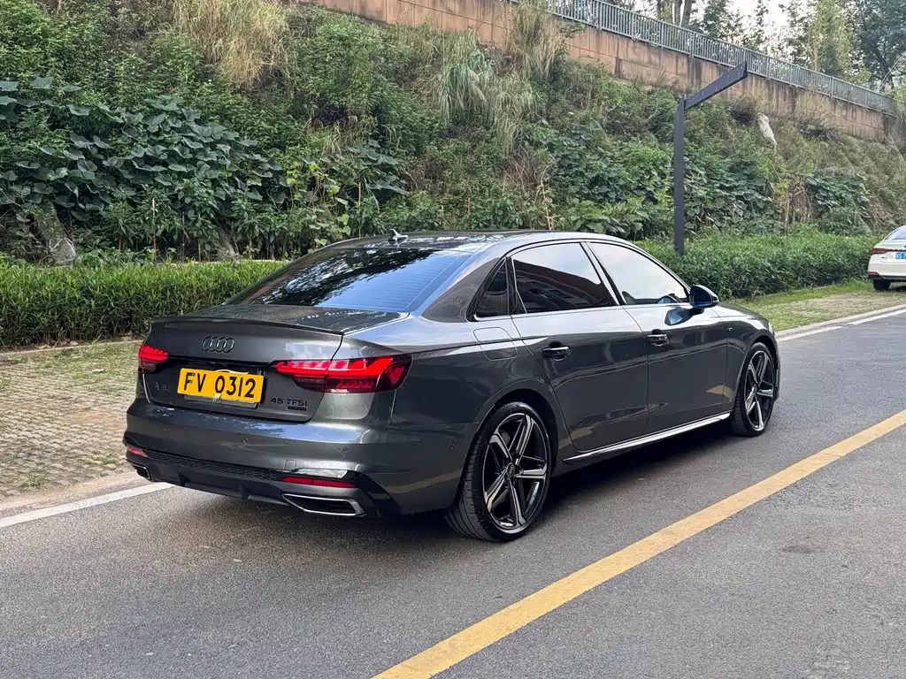 Audi Audi A4L 2022 45 TFSI quattro 2022 - thumbnail 4