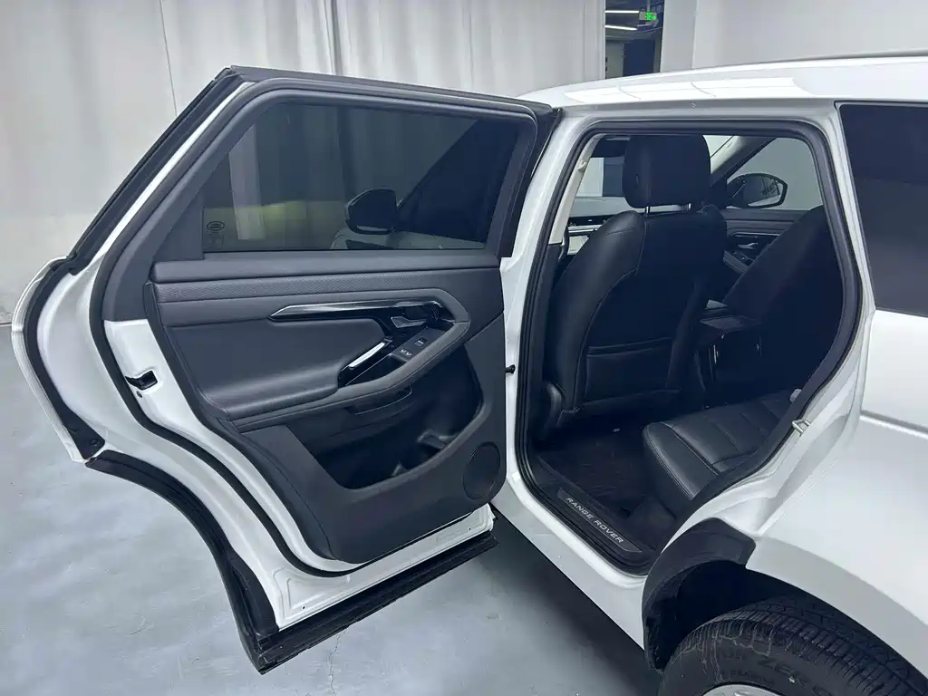 Land Rover Range Rover Evoque L 200PS R-Dynamic Standard 2022 - thumbnail 5