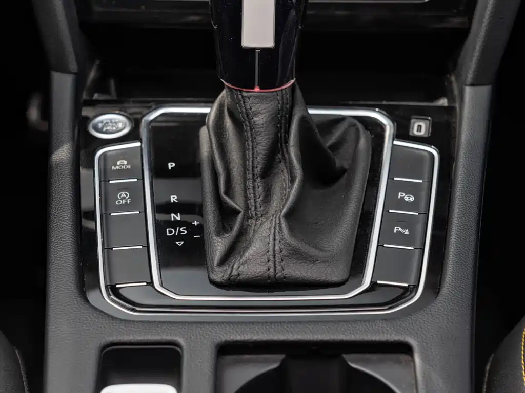 Volkswagen FAW-Volkswagen CC 2021 330TSI Launch Special Edition 2022 - thumbnail 20