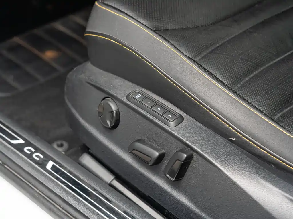 Volkswagen FAW-Volkswagen CC 2021 330TSI Launch Special Edition 2022 - thumbnail 23