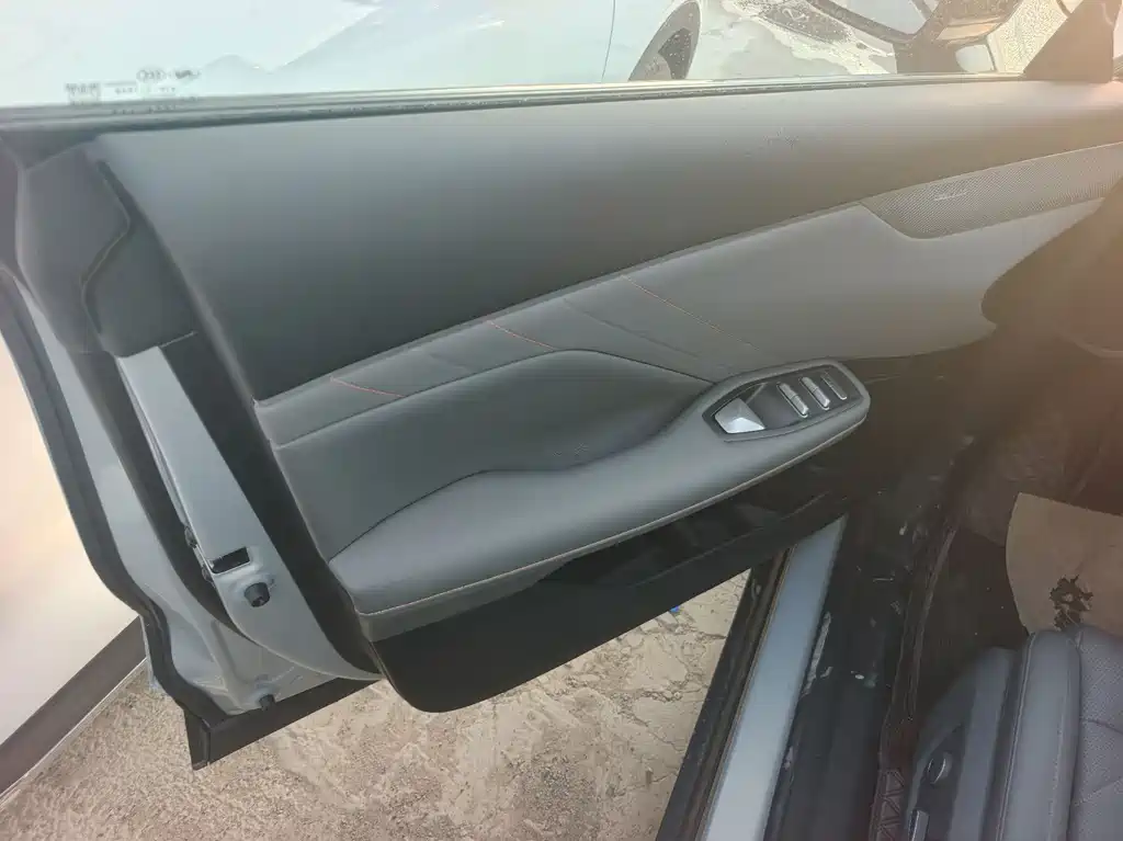 Deepal Auto Deepal S05 2026 520Max EV 2025 - thumbnail 4
