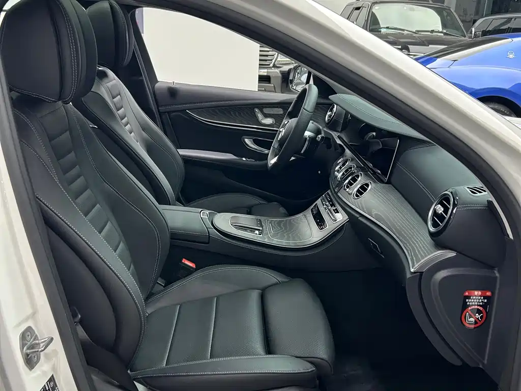 Mercedes-Benz Mercedes-Benz E-Class 2022 Facelift E 260 L Sport 2022 - thumbnail 9