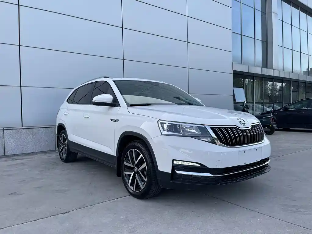 Skoda Kamiq 2022 1.5L Automatic Comfort Edition 2023 - thumbnail 3