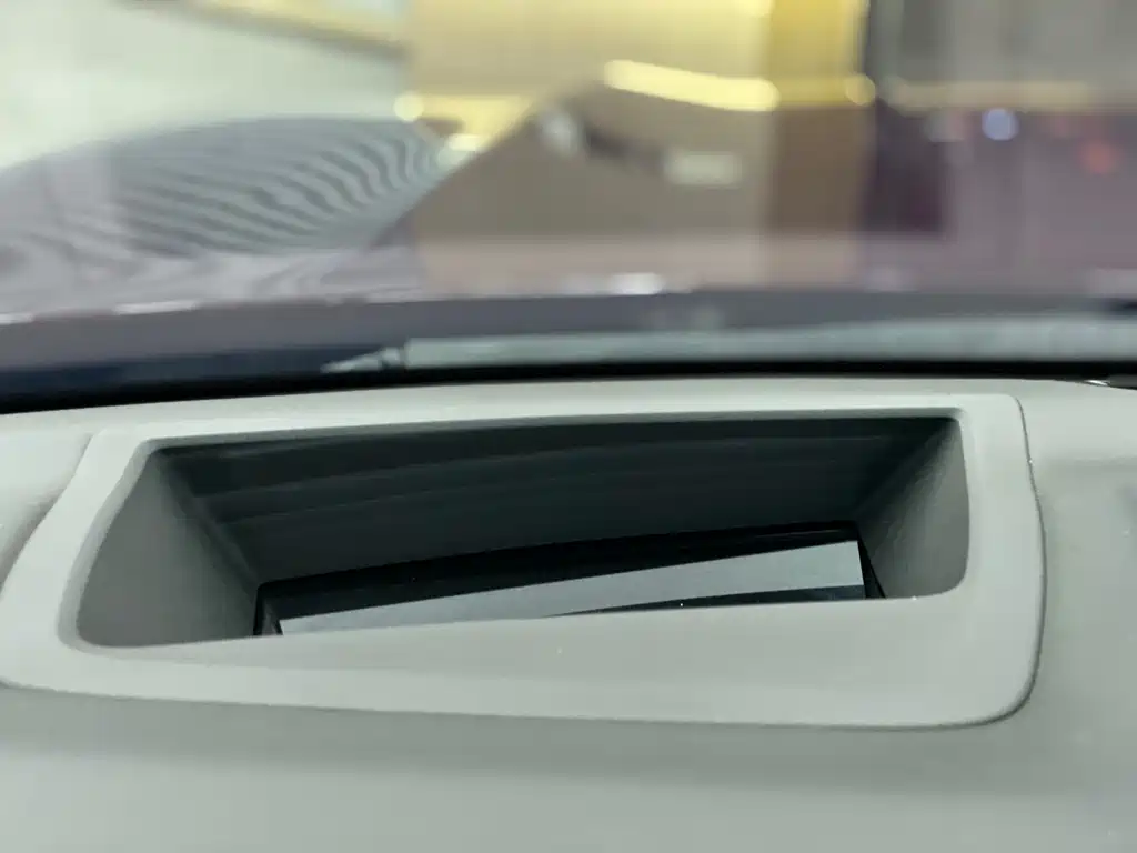 BMW BMW X5 M 2022 - thumbnail 13