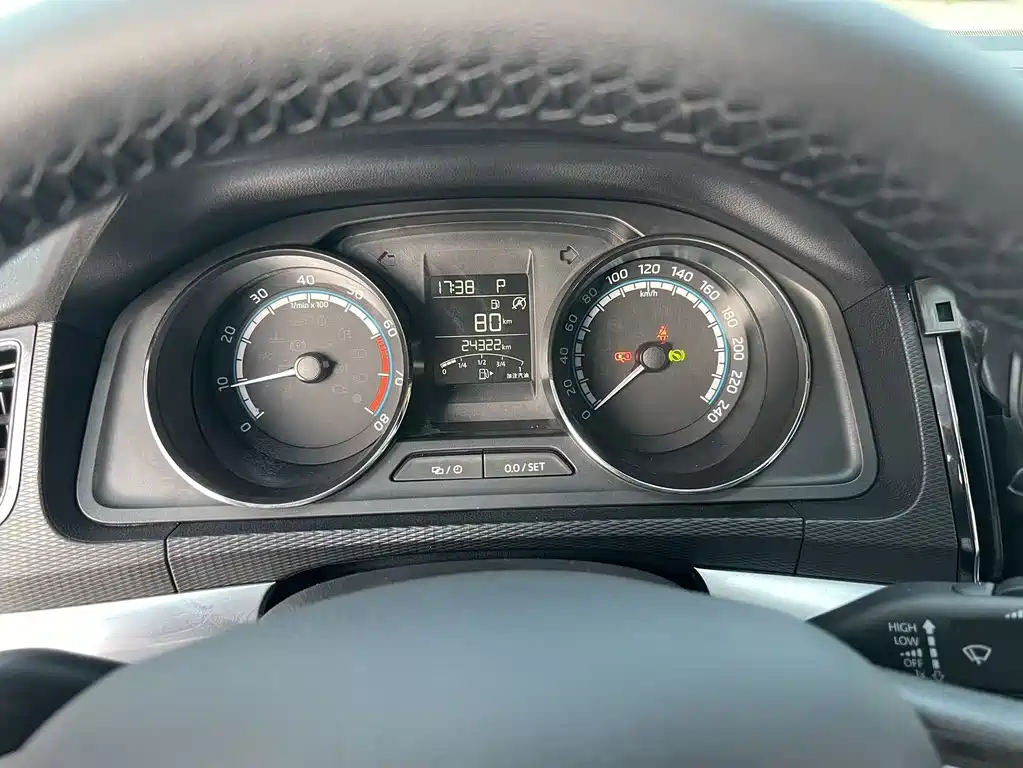 Skoda Kamiq 2022 1.5L Automatic Comfort Edition 2023 - thumbnail 9