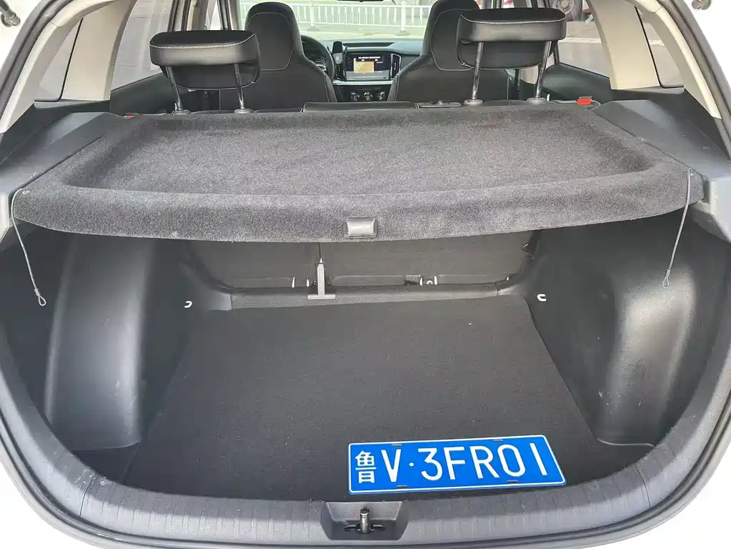 Skoda Kamiq 2022 1.5L Automatic Comfort Edition 2023 - thumbnail 17