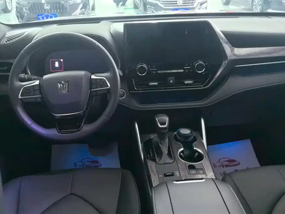 Toyota Toyota Crown Kluger 2024 2.5L HEV AWD Noble Edition 2025 - thumbnail 12