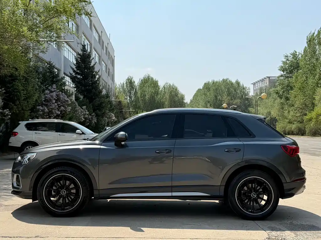 Audi Audi Q3 35 TFSI Fashion Elegant 2022 - thumbnail 8