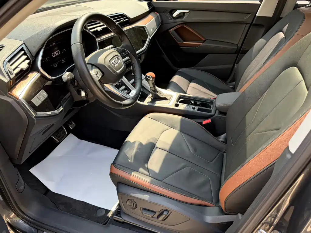 Audi Audi Q3 35 TFSI Fashion Elegant 2022 - thumbnail 9