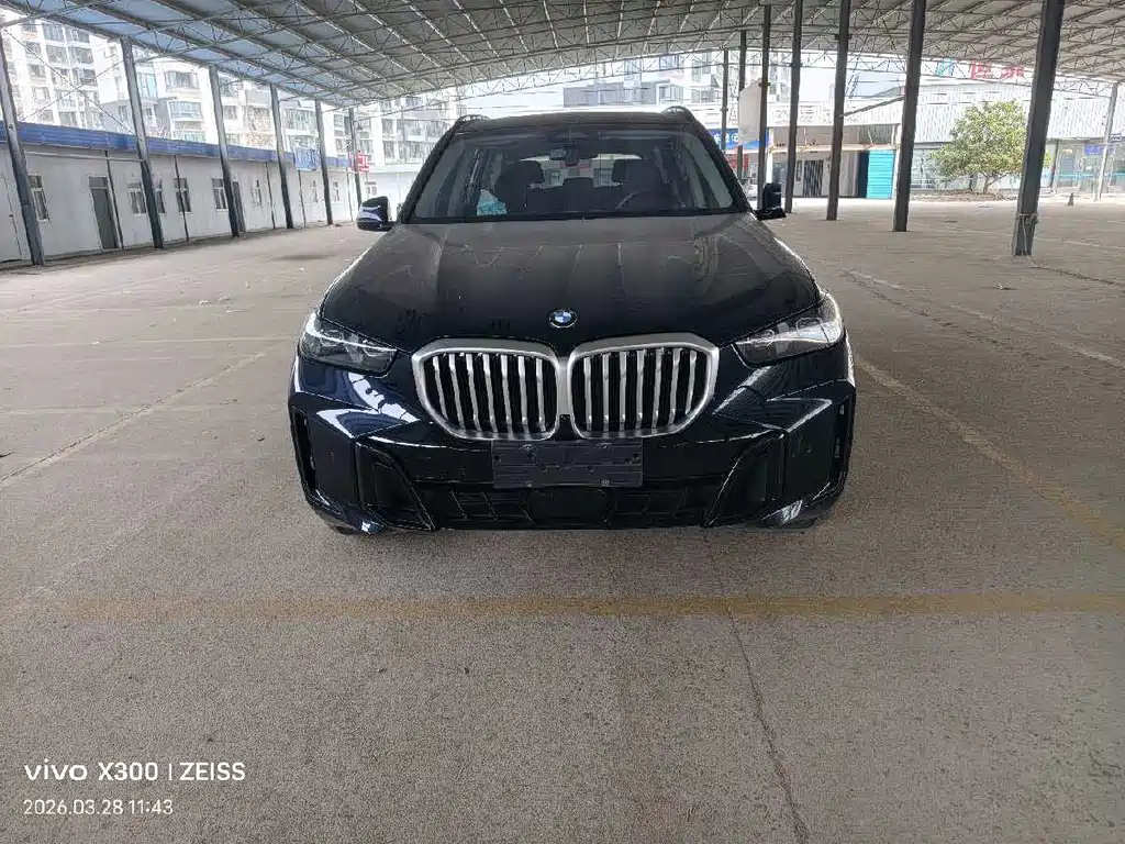 BMW BMW X5 2023 xDrive 30Li M Sport Night Edition 2024 - thumbnail 2