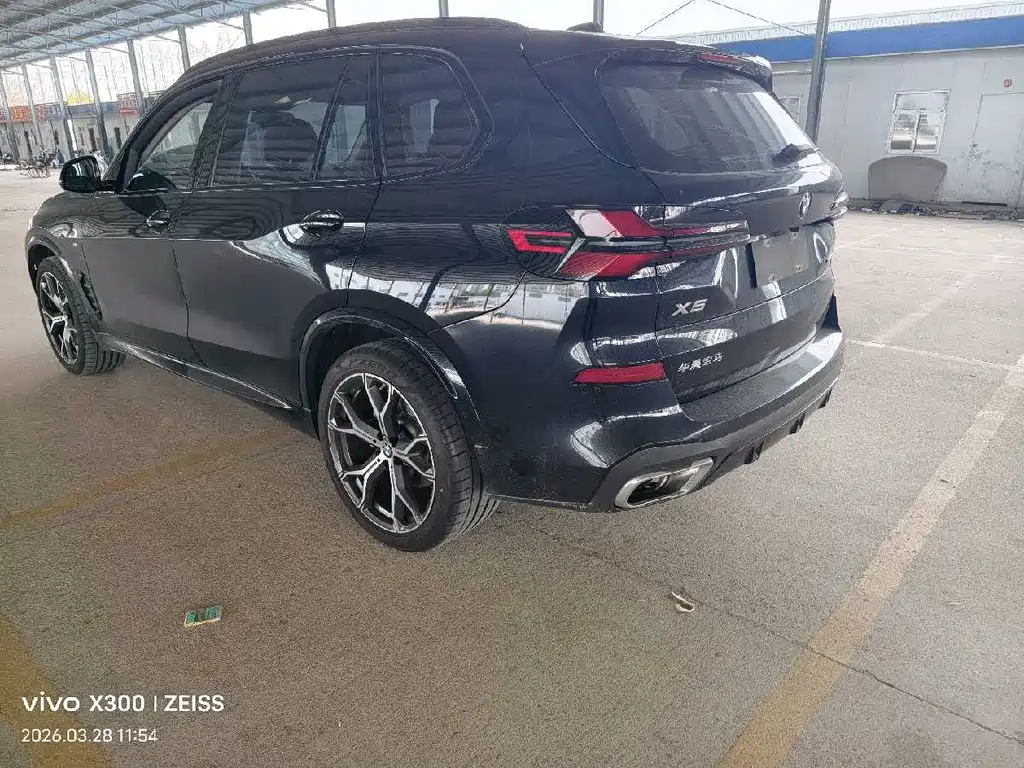 BMW BMW X5 2023 xDrive 30Li M Sport Night Edition 2024 - thumbnail 5