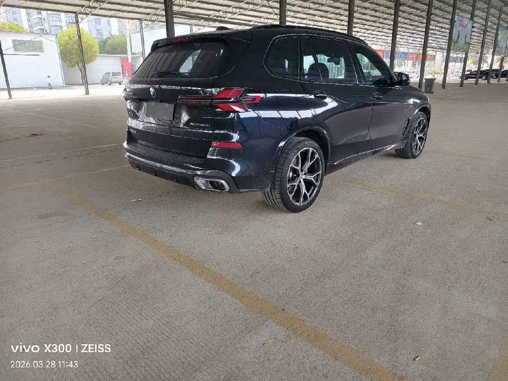 BMW BMW X5 2023 xDrive 30Li M Sport Night Edition 2024 - thumbnail 7