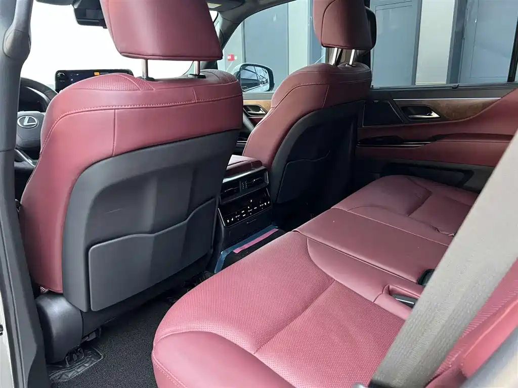 Lexus Lexus LX 2025 700h 2026 - thumbnail 16