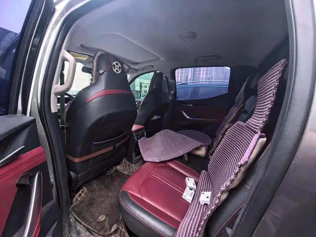 Maxus Maxus T90 2021 2.0T Twin-Turbo Auto RWD High Chassis Luxury Standard Box 2022 - thumbnail 10